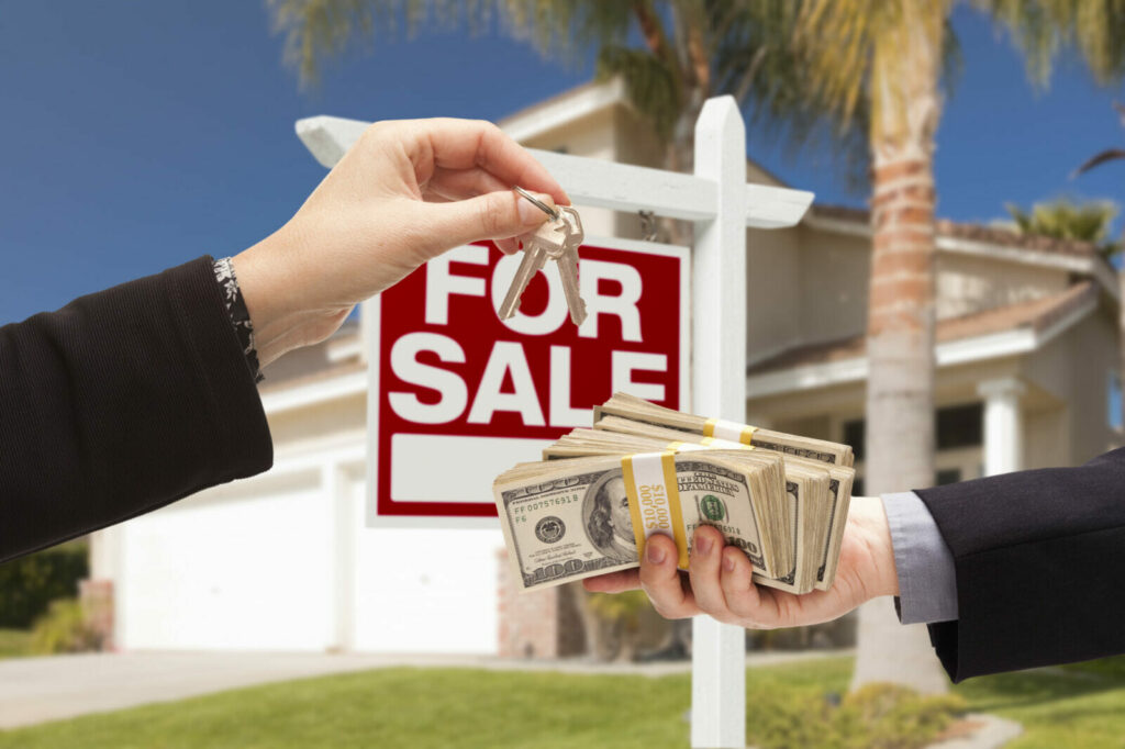 Role Real Estate Agents Cash Offers